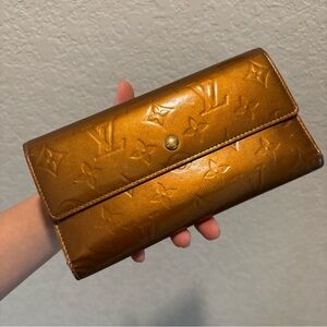 Louis Vuitton Bronze International Vernis Long Snap Wallet